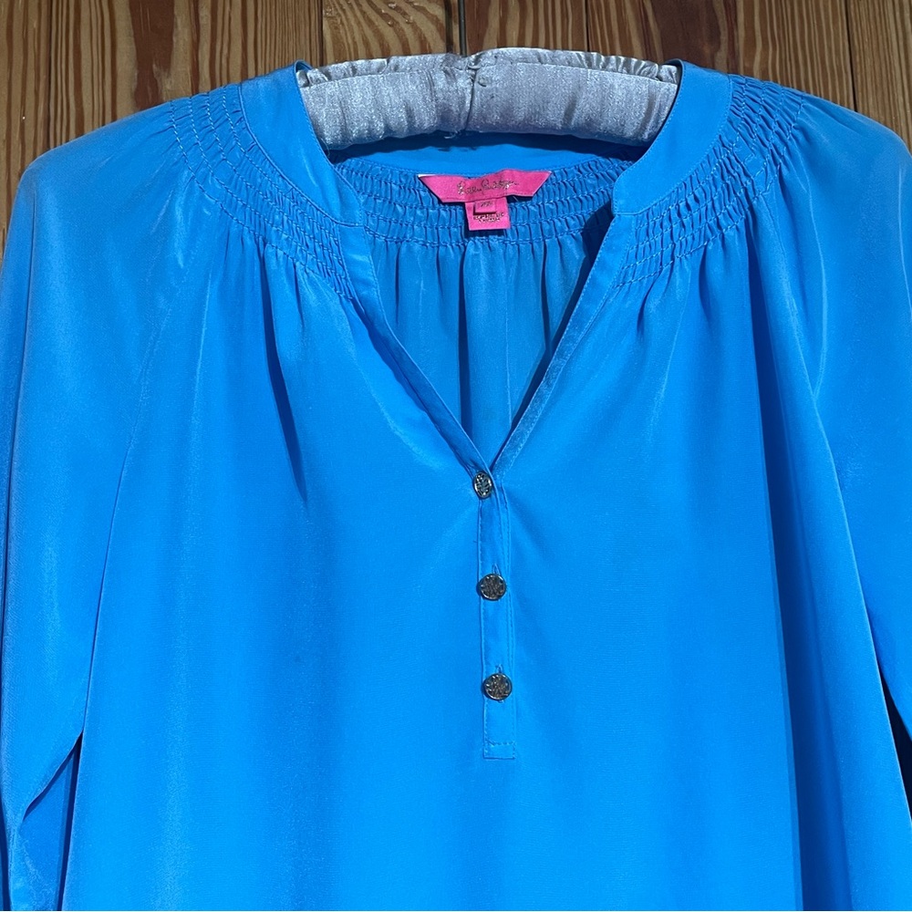 LILLY PULITZER Elsa Silk Top Caribbean Blue MSRP $178 - Picture 4 of 16